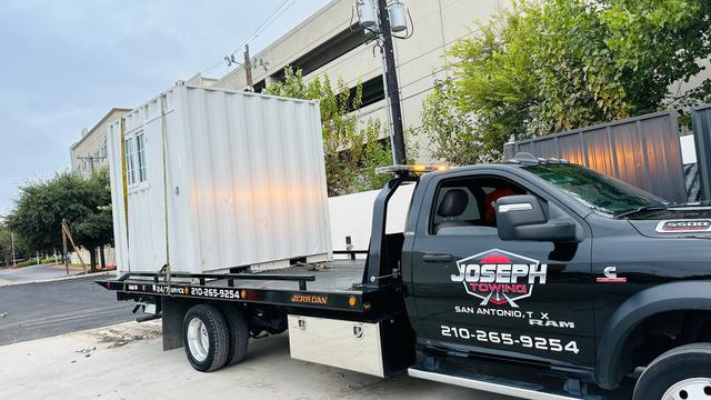 Joseph Towing, San Antonio, Texas