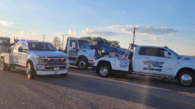 Austin Towing Company, Wrecker Service, Heavy Duty Towing & Tow Trucks, Austin, Texas