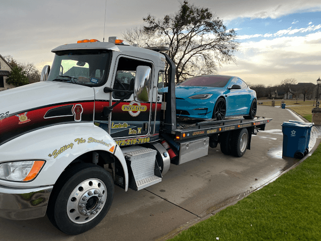 Pro-Tow Wrecker Service, Denton, Texas