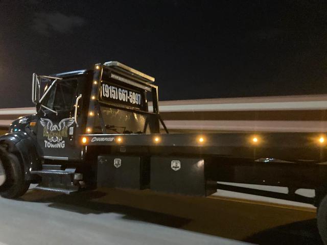 Black Hawk Towing & Roadside Service