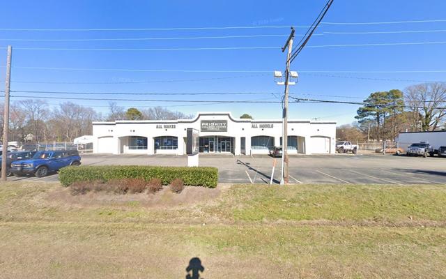 Priority Collision Center Norfolk, Norfolk, Virginia