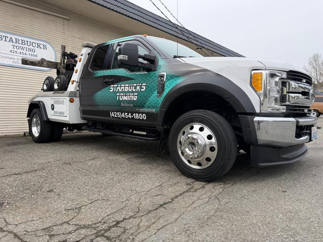 Starbuck's Towing