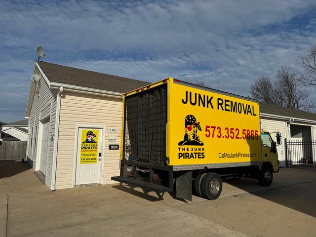 The Junk Pirates