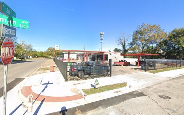 Alfredo's Body Shop, Waco, Texas