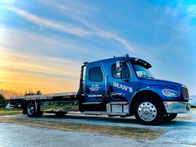 Dean's Towing & Recovery