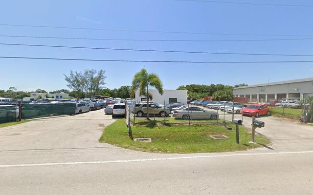 Carlos auto care used parts, Naples, Florida