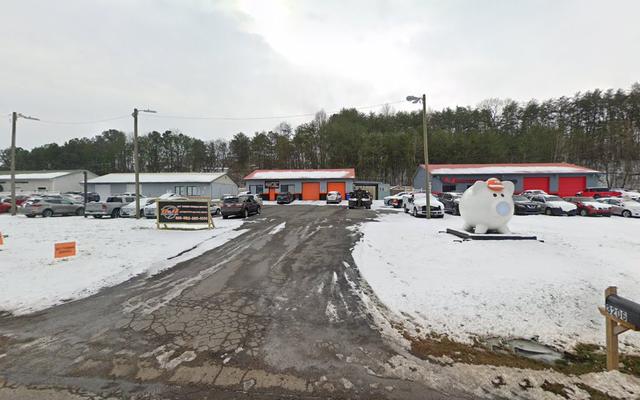 B&R Towing and Automotive, Knoxville, Tennessee