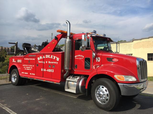 Bradley's Towing and Recovery, Maryville, Tennessee