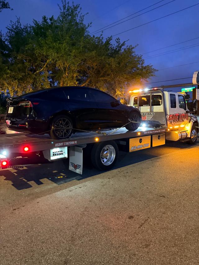 Professional Towing, Tampa, Florida