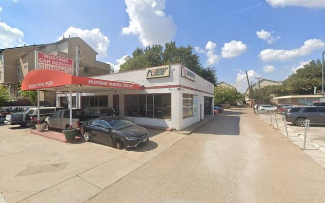 Mustang Service Center, Dallas, Texas