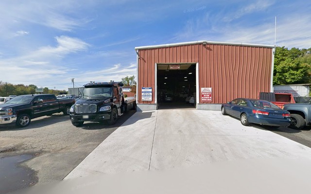 Autoshow Towing
