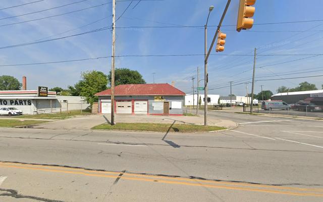 Joe's Auto Repair, Toledo, Ohio