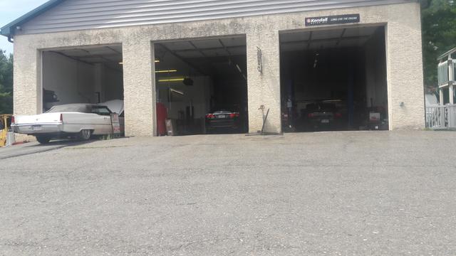 Longwood Tire & Service LLC, Kennett Square, Pennsylvania
