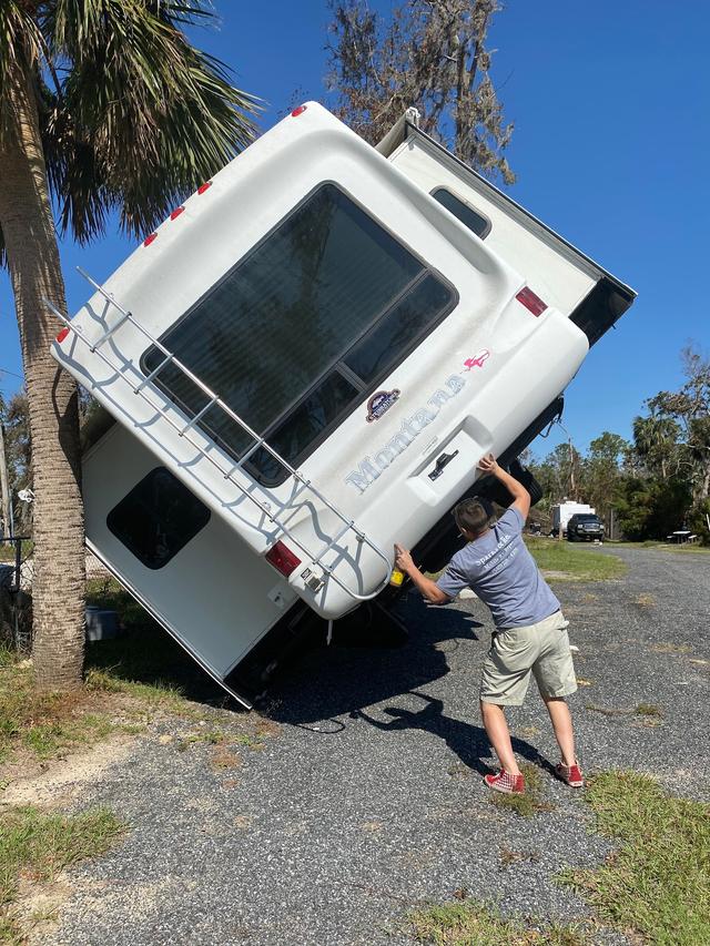 Sparks & Rec Mobile RV Repair