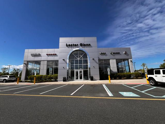 Lester Glenn Chrysler Dodge Jeep RAM FIAT, South Toms River, New Jersey