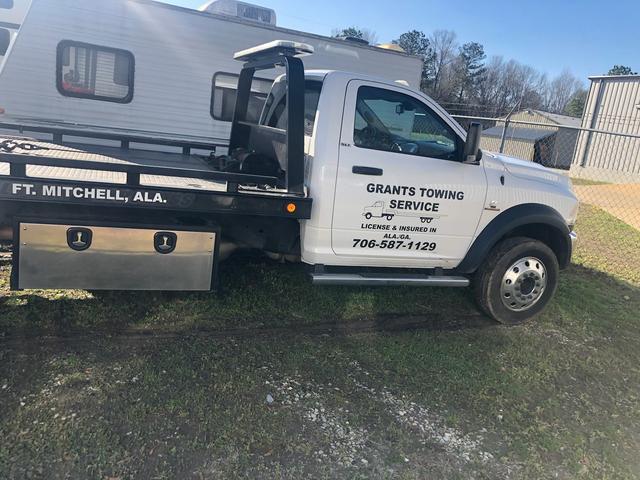 Grant's Towing Service, Fort Mitchell, Alabama