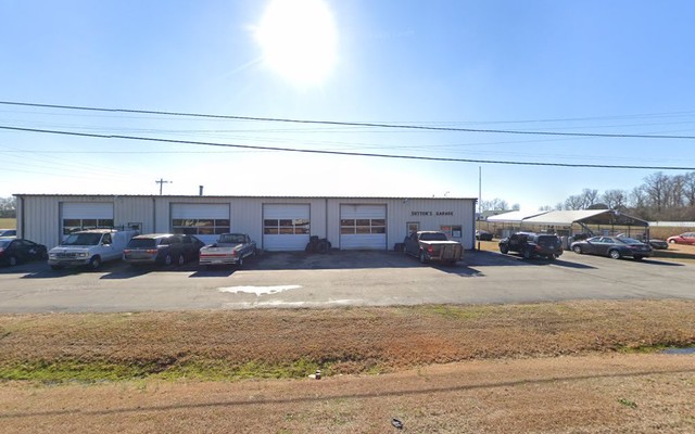 Suttons Garage