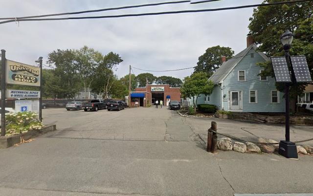 Universal Auto Body, Abington, Massachusetts