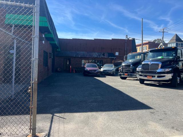 Ultimate Automotive Services & Tow, Bridgeport, Connecticut