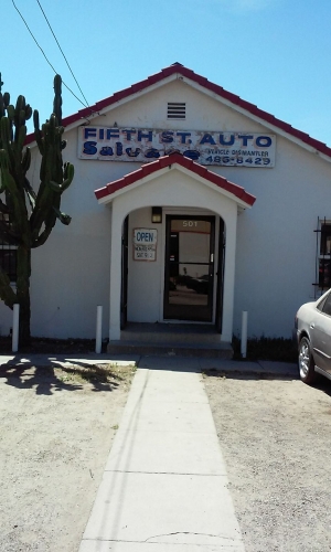 Fifth St Auto Salvage in Oxnard - El Yonke de Oxnard02