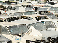 Recycle Road Dismantling - GM Cars01