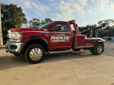 Finish Line Towing & Auto Repair in Madison, WI 53717 | USCarJunker