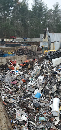 Leveille's Auto Recycling