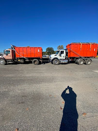 Woodchips Tree, Crane and Dumpsters011