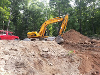 Woodchips Tree, Crane and Dumpsters012