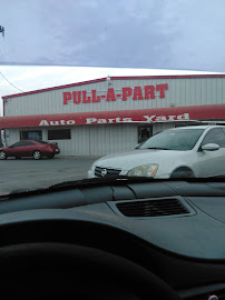 Pull A Part Auto Parts Yard013