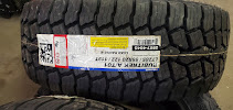 WF Hammers Tires Inc013