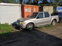 Best Auto & Truck Salvage012