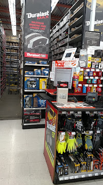 AutoZone Auto Parts014