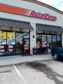 AutoZone Auto Parts014