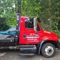 Pinachos Towing LLC015