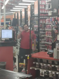 AutoZone Auto Parts015