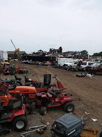 Miechiels Auto Salvage016