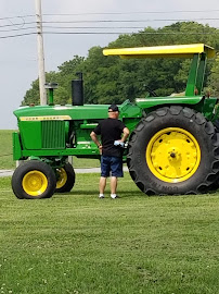 Wengers of Myerstown Farm Machinery & Tractor Parts018