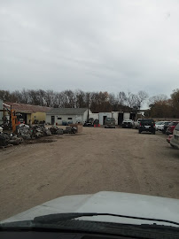 Aikey Auto Salvage Inc018