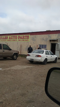 Cullen Auto Parts018