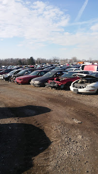 Paul's Auto Yard019