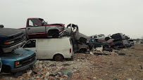 Yaw's Auto Salvage019