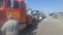 Express towing and recovery019