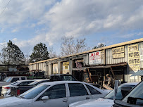 A & B Auto Salvage020