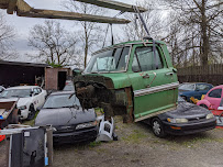 Route 57 Auto Salvage020