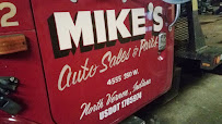 Mike's Auto Sales & Parts02