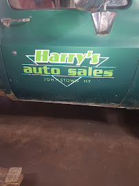 Harry's Auto U-pull it parts02