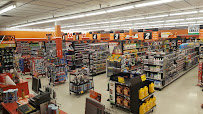 AutoZone Auto Parts02