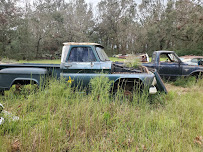 Heilmeier's Auto Salvage03