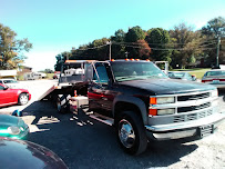 Petey's Auto Sales & TOWING LLC.03